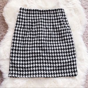Vintage Express Houndstooth Skirt